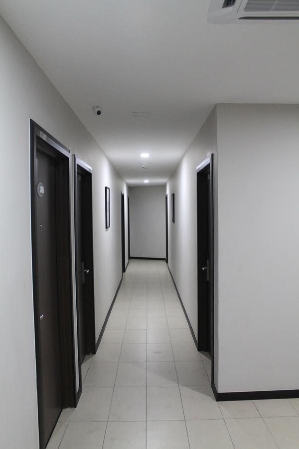 The Velton Inn Bintulu Buitenkant foto